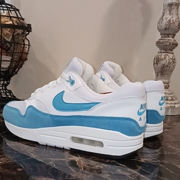 Nike AirMax 1 Atomic Teal Streetwear/Lifestyle/Athletic Shoes Size 8.5 for Women - Picture 9 of 12